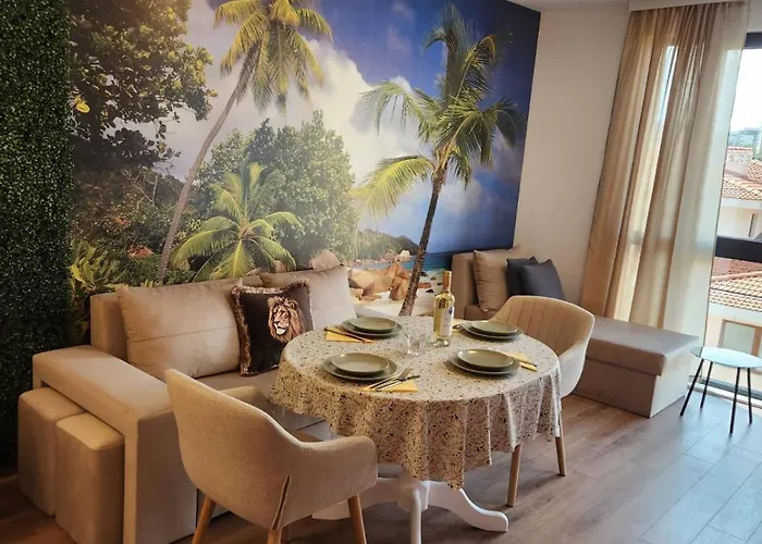 Lili's Azur Apartment Varna