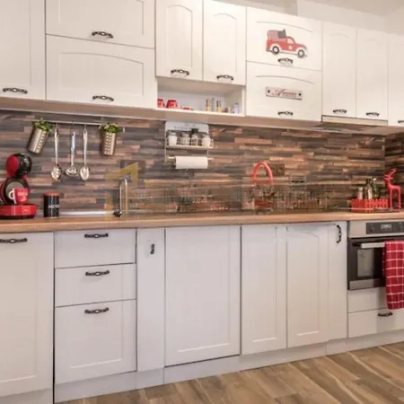 Lili's Azur Апартаменты Варна